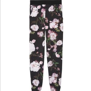 Victoria’s Secret Sport Jogger